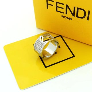 FENDI Pavé Spiral Embrace Ring