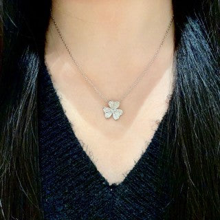Van Cleef & Arpels Petal Whisper Diamond Flower Necklace