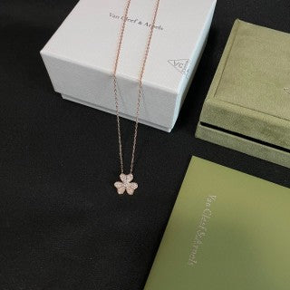 Van Cleef & Arpels Petal Whisper Diamond Flower Necklace