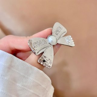 CHANEL Genevieve Pearl Bow Statement Brooch