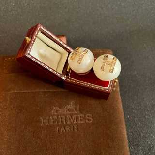 Hermès Pastel Stone H Stud Earrings