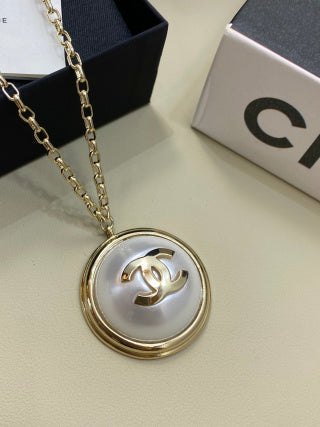 CHANEL Aurelia Medallion Pearl Pendant Necklace