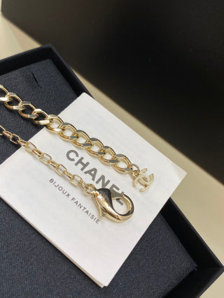 CHANEL Aurelia Medallion Pearl Pendant Necklace