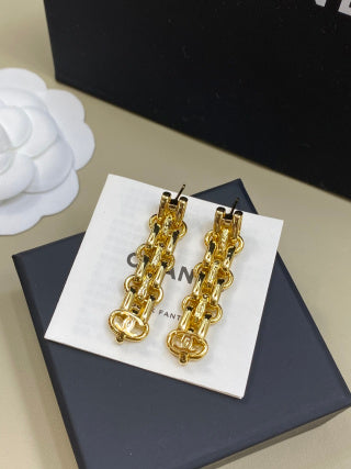 CHANEL Fiorella Golden Chain Link Stud Earrings