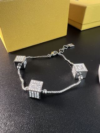 FENDI Crystal FF Square Charm Bracelet