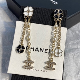 CHANEL Florabelle Pearl Garden Drop Earrings