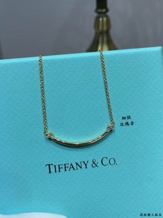 Tiffany T Smile necklace (slim version) with diamonds on both sides
