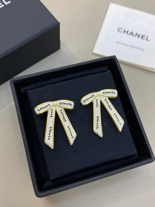 CHANEL Ariella Ribbon Cascade Drop Earrings