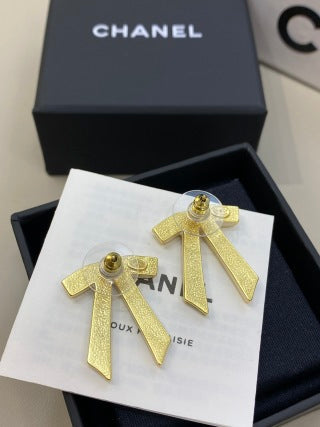 CHANEL Ariella Ribbon Cascade Drop Earrings