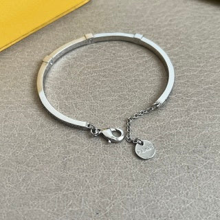 FENDI Crystal Edge Chain Bracelet