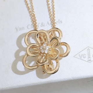 Van Cleef & Arpels Floral Radiance Pendant Necklace