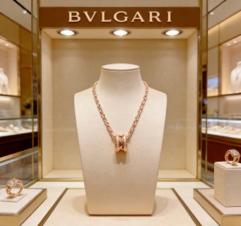 Bvlgari Rose Gold Geometric Link Necklace – Elegant Luxury Jewelry