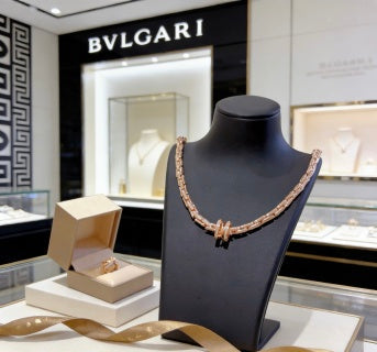 Bvlgari Rose Gold Geometric Link Necklace – Elegant Luxury Jewelry