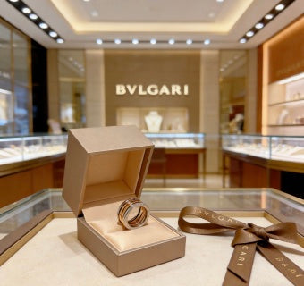 Bvlgari Rose Gold Spiral Ring – Elegant Luxury Jewelry