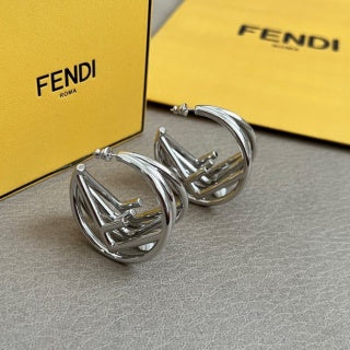 Fendi Serina Fluid Curve Stud Earrings