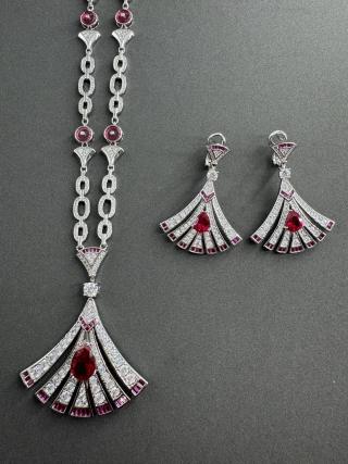 Bvlgari Ruby Fan Statement Necklace – Elegant Luxury Fine Jewelry