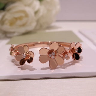 Van Cleef & Arpels Blossom Garden Floral Bangle