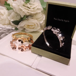 Van Cleef & Arpels Blossom Garden Floral Bangle
