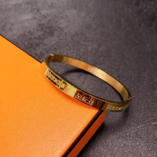 Hermès Clic H Signature Slim Bracelet