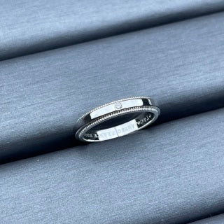 Tiffany Ring – Wide Single-Diamond Square Ring with Beaded Edging