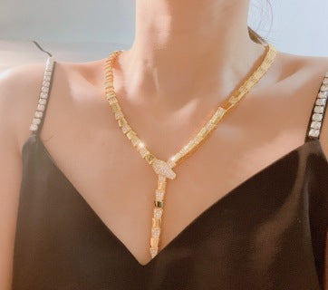 Bvlgari Geometric Link Crystal Necklace – Elegant Luxury Jewelry