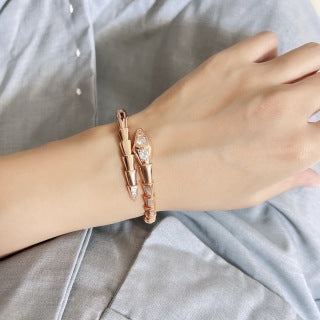 Bvlgari Geometric Link Crystal Bracelet – Elegant Luxury Jewelry