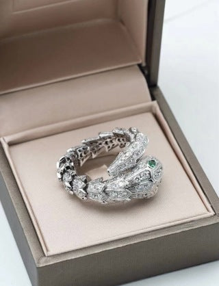 Bvlgari Green Gem Serpent Ring – Elegant Luxury Jewelry