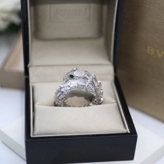 Bvlgari Green Gem Serpent Ring – Elegant Luxury Jewelry