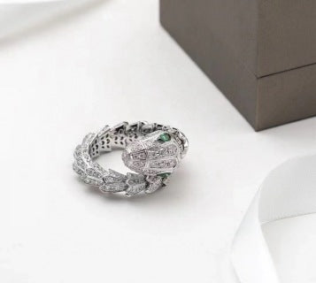 Bvlgari Green Gem Serpent Ring – Elegant Luxury Jewelry