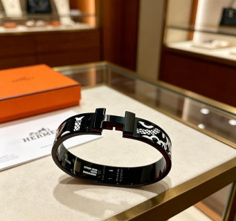 Hermès H Eclat Pattern Leather Cuff Bracelet