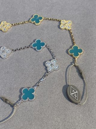 Van Cleef & Arpels Alhambra 5-Motif Bracelet in Turquoise and Diamonds
