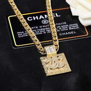 CHANEL Valentina Gold Medallion Chain Necklace