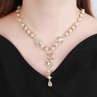 CHANEL Rosamond Pearl Garden Pendant Necklace