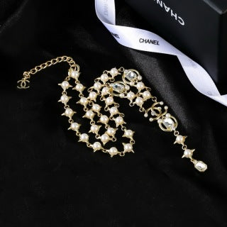 CHANEL Rosamond Pearl Garden Pendant Necklace