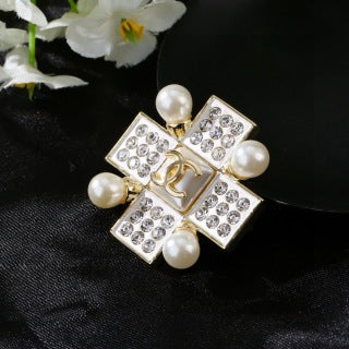 CHANEL Aureline Pearl Cross Emblem Brooch