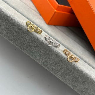 Hermès Kelly Twisted Pavé Ring