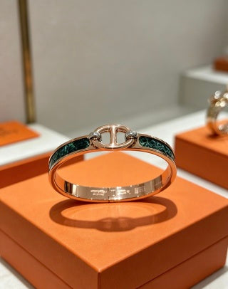 Hermès Vert Fumé Enamel Clic H Bracelet