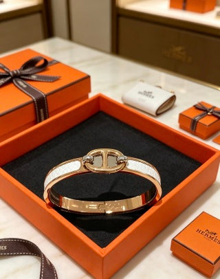 Hermès Rivale Leather Wrap H Bracelet