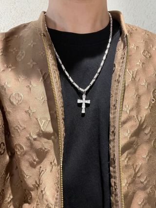 Bvlgari Silver Cross Pendant Statement Necklace – Elegant Luxury Jewelry