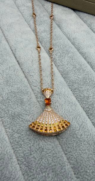 Bvlgari Orange Gemstone Fan Pendant Necklace – Elegant Luxury Jewelry