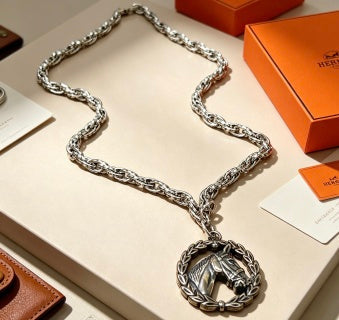 Hermès Équestre Medallion Chain Necklace