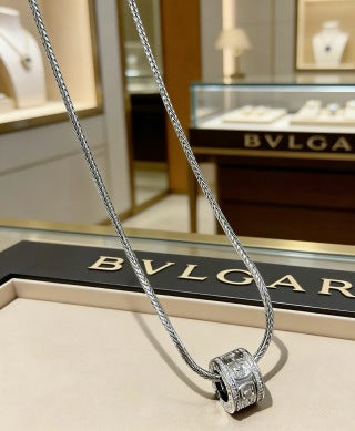 Bvlgari Silver B.zero1 Spiral Pendant Necklace – Elegant Luxury Jewelry