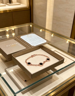 Bvlgari Rose Gold Black Gemstone Bracelet – Elegant Luxury Jewelry