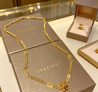 Bvlgari Gold Chain Pendant Necklace – Elegant Luxury Jewelry