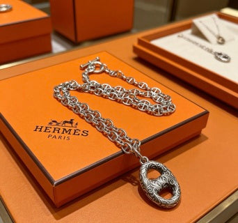 Hermès Heritage Horse Medallion Chain Necklace