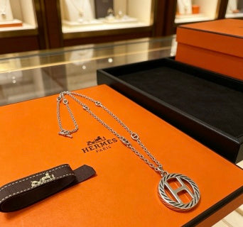 Hermès Circular H Emblem Pendant Necklace