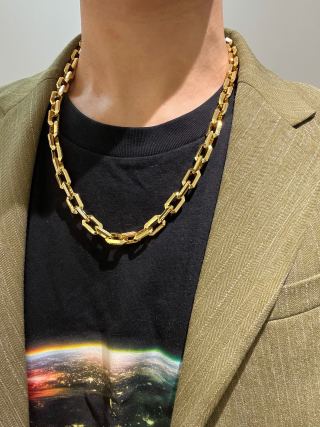 Bvlgari Gold Geometric Link Chain Necklace – Elegant Luxury Jewelry