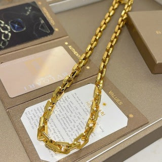 Bvlgari Gold Geometric Link Chain Necklace – Elegant Luxury Jewelry