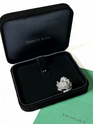 Tiffany Diamond Floral Cluster Ring – Elegant Pavé Diamond Statement Ring