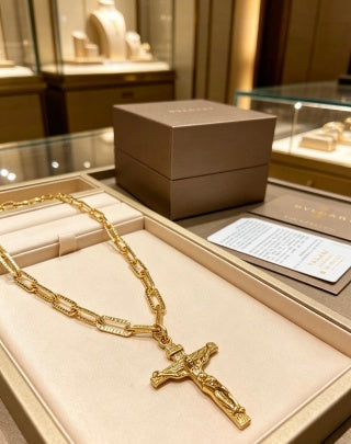 Bvlgari Gold Cross Pendant Necklace – Elegant Luxury Jewelry